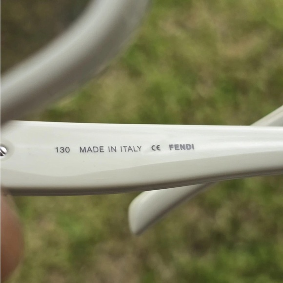 Authentic Fendi Off White Sunglass Women Sparkle Side Bling Made In Italy - Picture 11 of 14